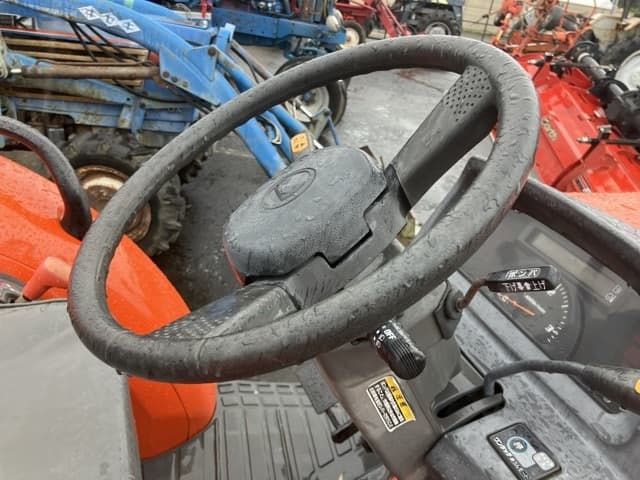 Tractor — Auction (lot 8461-2125)