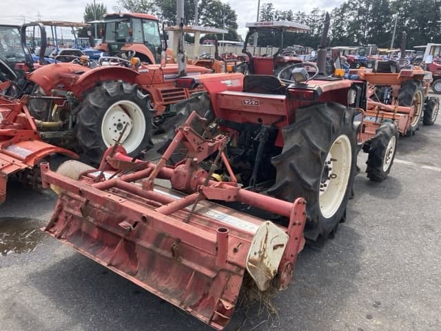 Tractor — Auction (lot 8461-2132)