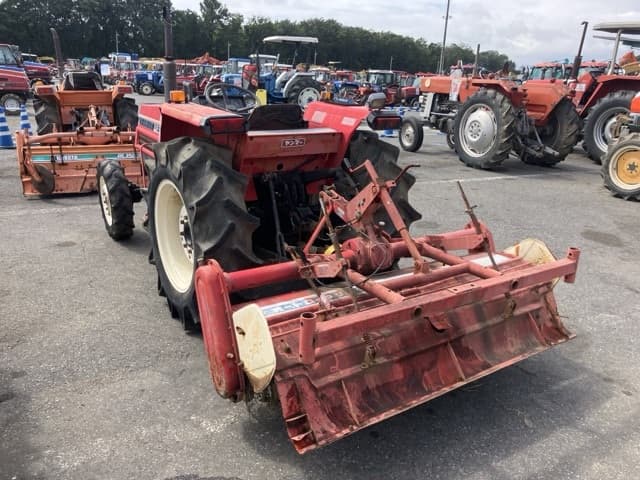 Tractor — Auction (lot 8461-2132)
