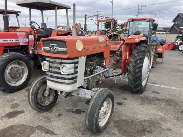 Tractor — Auction (lot 8461-2133)