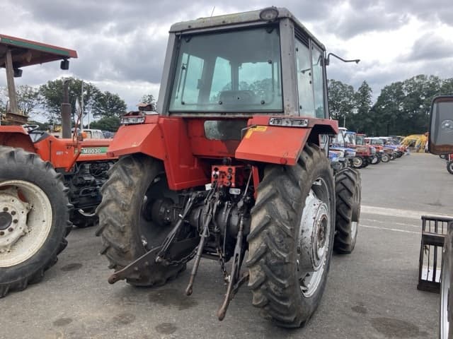 Tractor — Auction (lot 8461-2136)