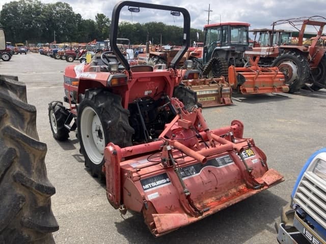 Tractor — Auction (lot 8461-2139)