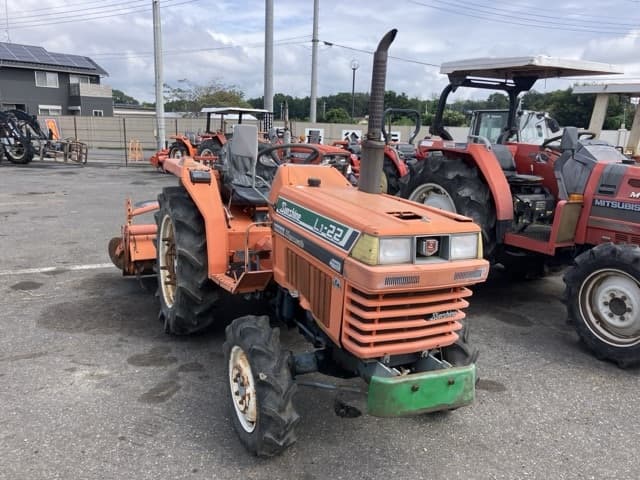 Tractor — Auction (lot 8461-2140)