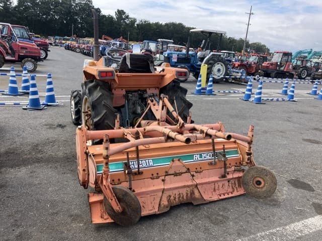 Tractor — Auction (lot 8461-2140)