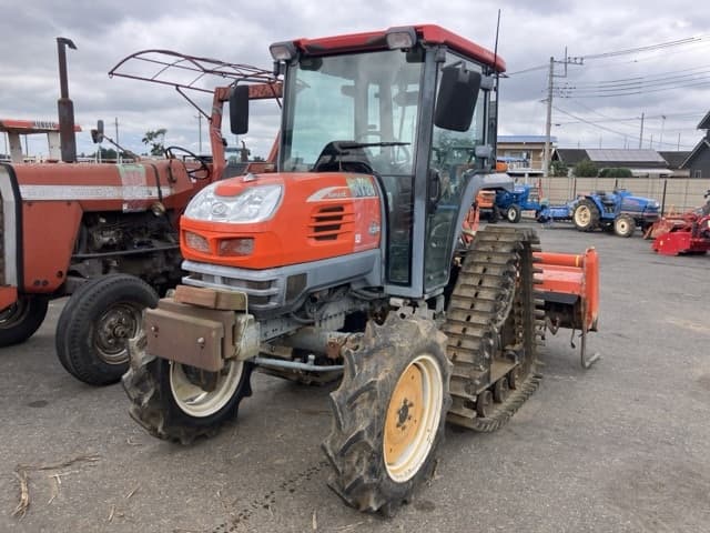 Tractor — Auction (lot 8461-2142)