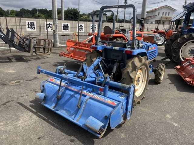 Tractor — Auction (lot 8461-2143)