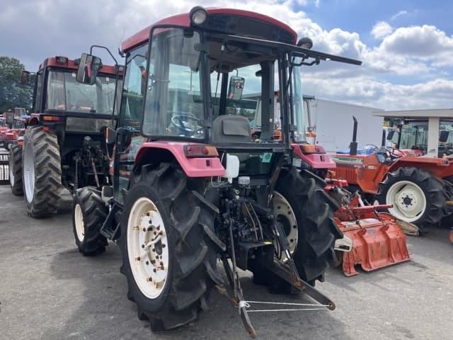 Tractor — Auction (lot 8461-2152)