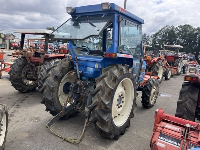 Tractor — Auction (lot 8461-2153)