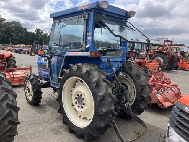 Tractor — Auction (lot 8461-2153)