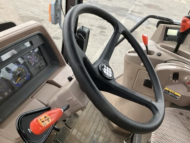 Tractor — Auction (lot 8461-2154)