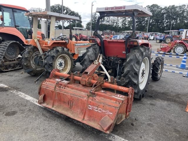 Tractor — Auction (lot 8461-2157)