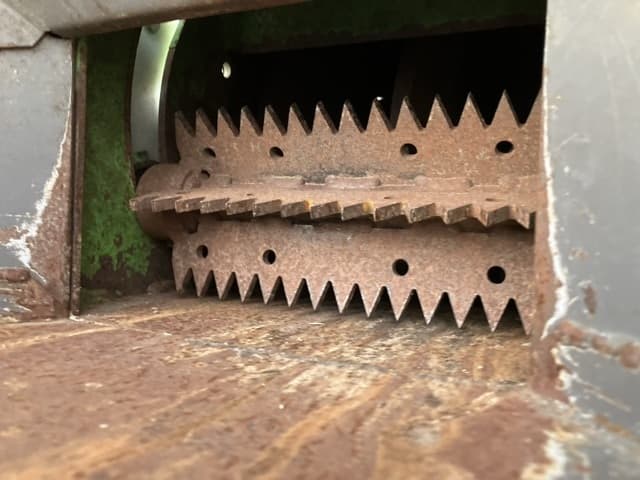 WOOD CHIPPER — Auction (lot 8461-2158)