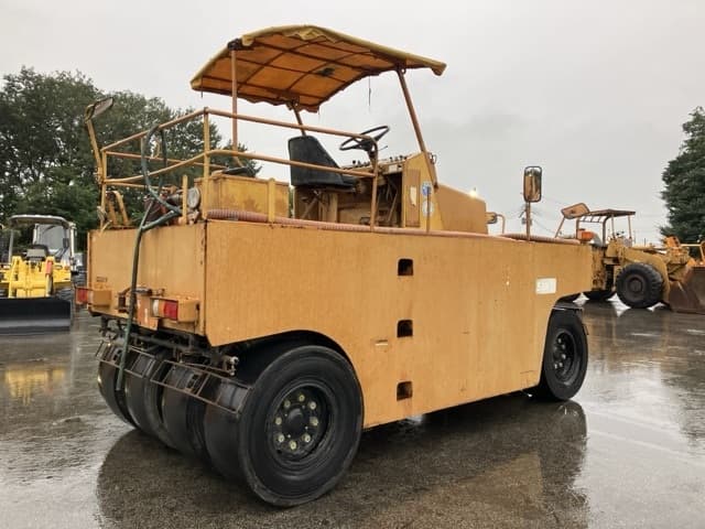 Tire Roller — Auction (lot 8461-216)