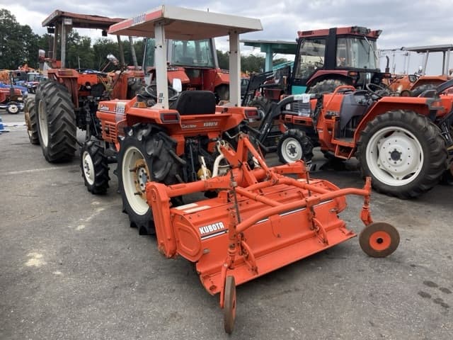 Tractor — Auction (lot 8461-2163)