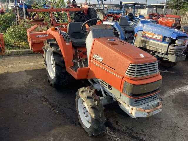 Tractor — Auction (lot 8461-2169)