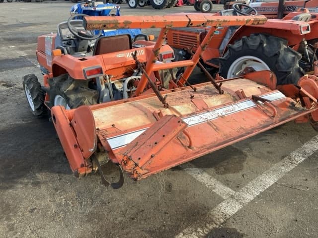 Tractor — Auction (lot 8461-2169)