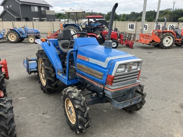 Tractor — Auction (lot 8461-2172)