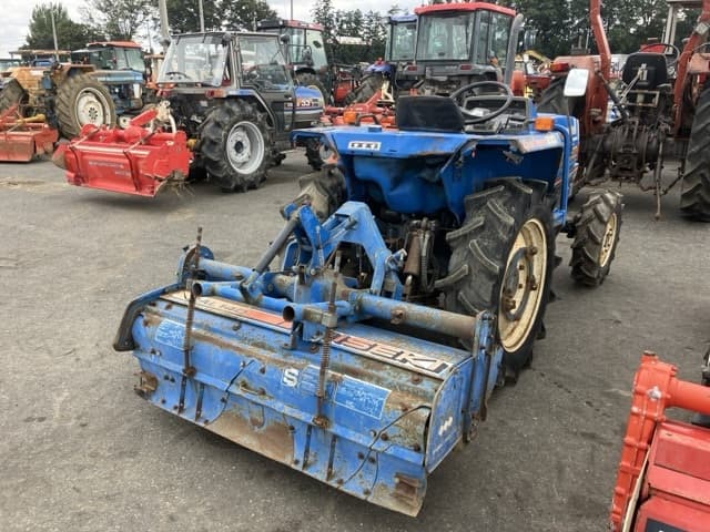 Tractor — Auction (lot 8461-2172)