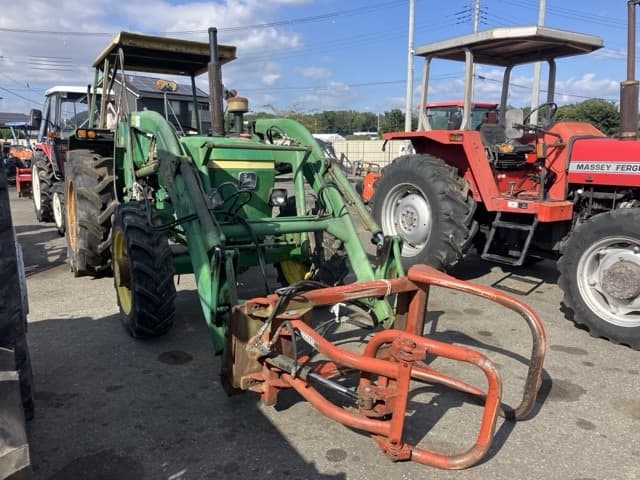 Tractor — Auction (lot 8461-2175)