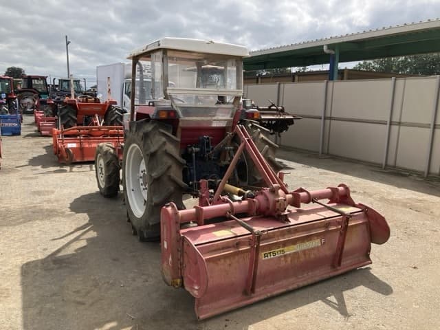 Tractor — Auction (lot 8461-2185)