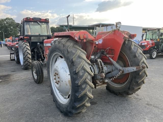 Tractor — Auction (lot 8461-2187)