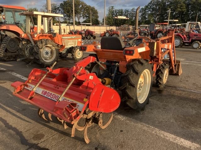 Tractor — Auction (lot 8461-2191)
