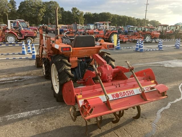 Tractor — Auction (lot 8461-2191)