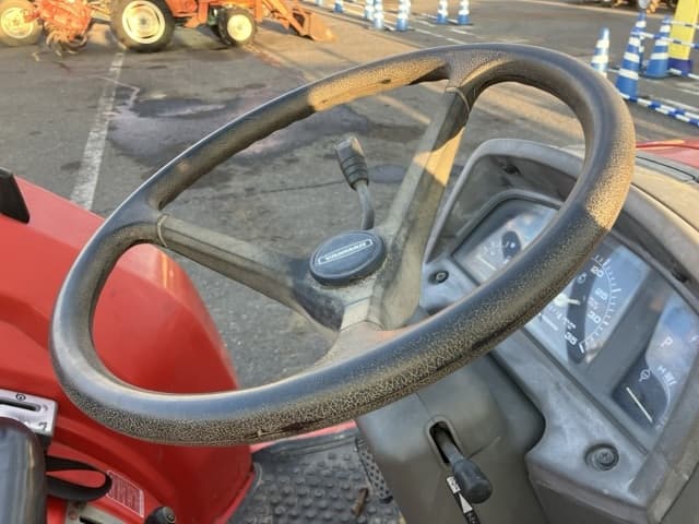 Tractor — Auction (lot 8461-2193)