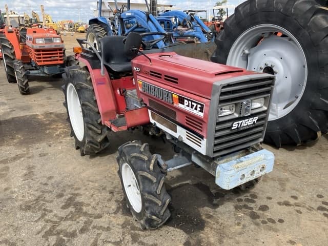 Tractor — Auction (lot 8461-2197)