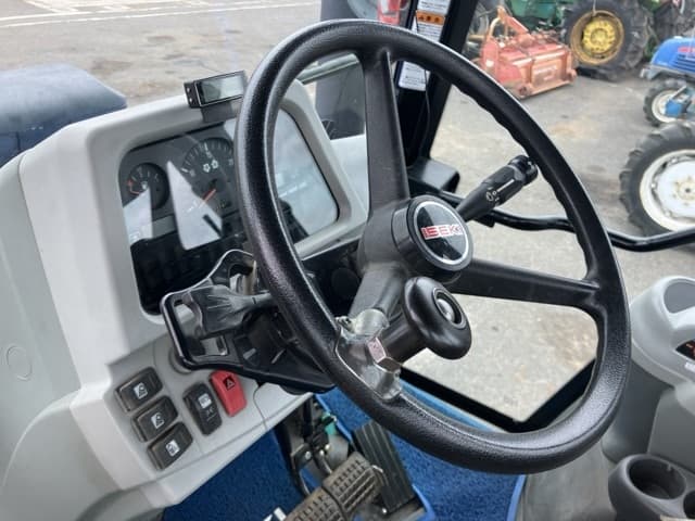 Tractor — Auction (lot 8461-2198)
