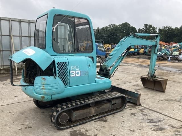 MINI EXCAVATOR — Auction (lot 8461-22)