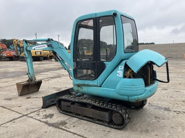 MINI EXCAVATOR — Auction (lot 8461-22)