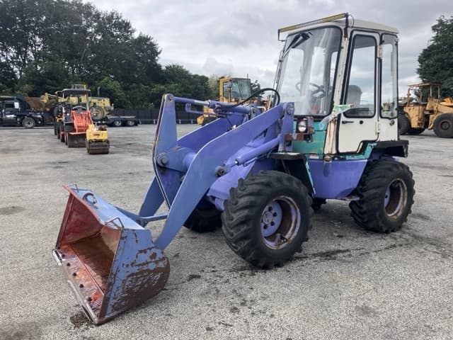 MINI WHEEL LOADER — Auction (lot 8461-220)