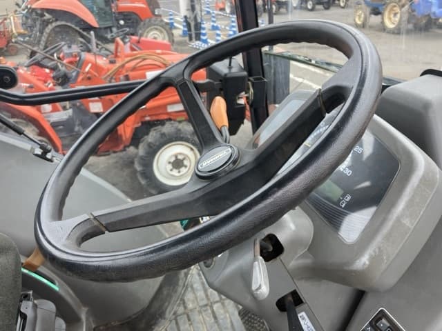 Tractor — Auction (lot 8461-2204)