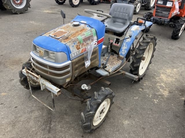 Tractor — Auction (lot 8461-2206)