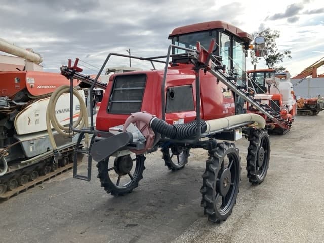 HIGH CLEARANCE BOOM SPRAYER — Auction (lot 8461-2207)