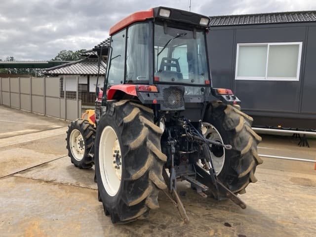Tractor — Auction (lot 8461-2212)