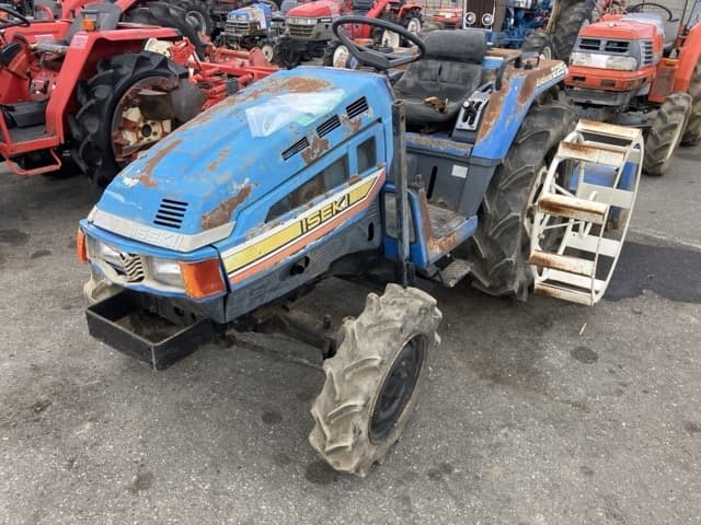 Tractor — Auction (lot 8461-2213)