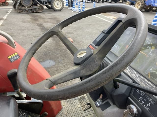 Tractor — Auction (lot 8461-2214)