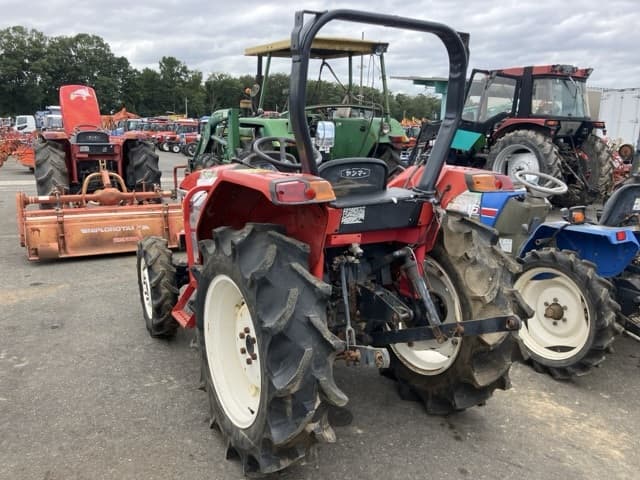 Tractor — Auction (lot 8461-2215)