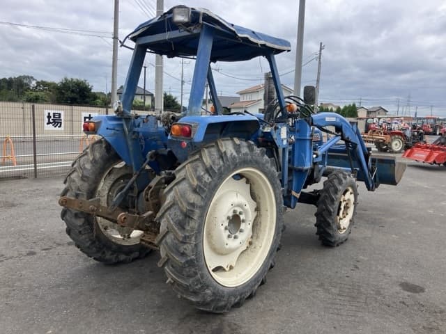 Tractor — Auction (lot 8461-2217)