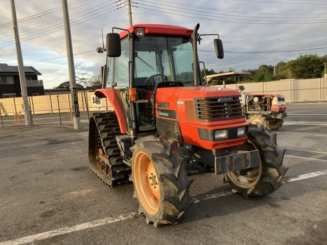 Tractor — Auction (lot 8461-2220)