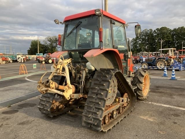 Tractor — Auction (lot 8461-2220)