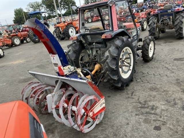 Tractor — Auction (lot 8461-2225)