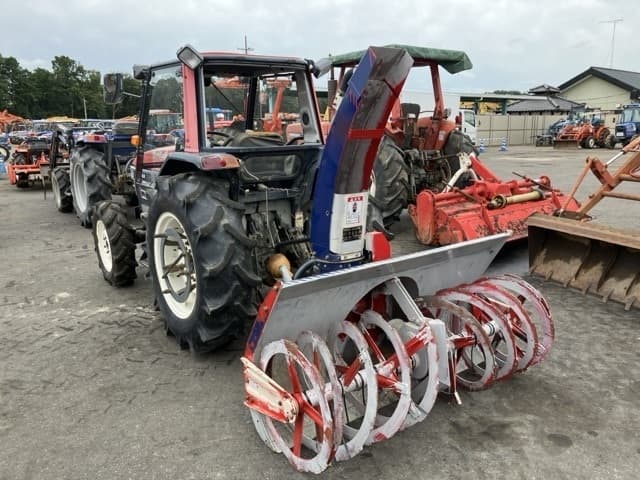 Tractor — Auction (lot 8461-2225)