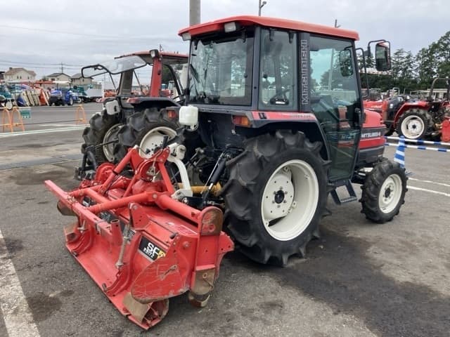 Tractor — Auction (lot 8461-2226)
