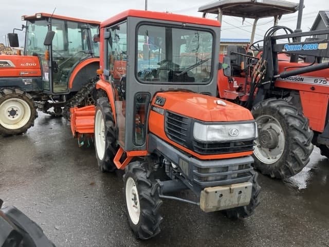 Tractor — Auction (lot 8461-2229)