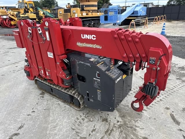 MINI CRAWLER CRANE — Auction (lot 8461-223)