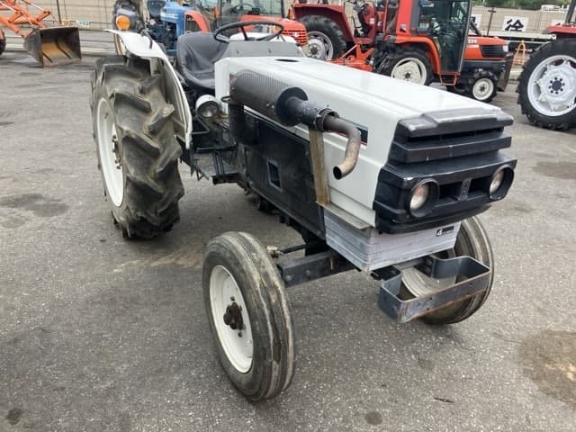 Tractor — Auction (lot 8461-2231)