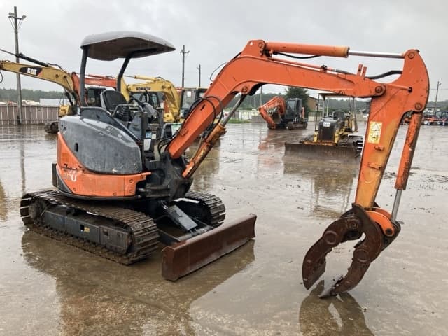 MINI EXCAVATOR — Auction (lot 8461-224)